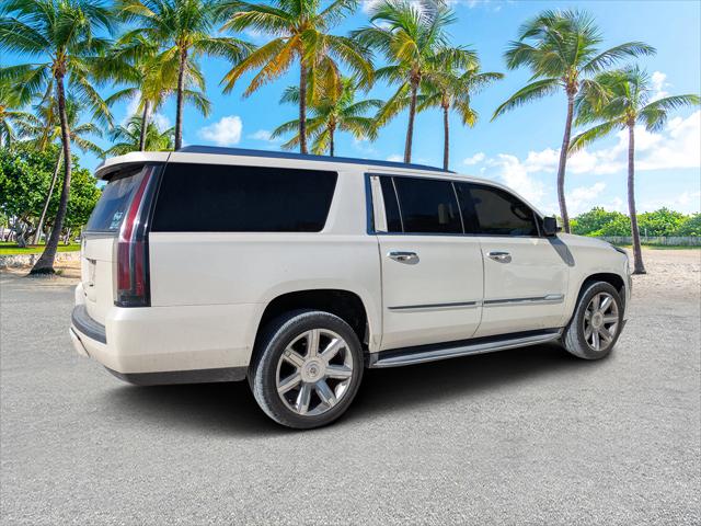 2015 Cadillac Escalade ESV Luxury
