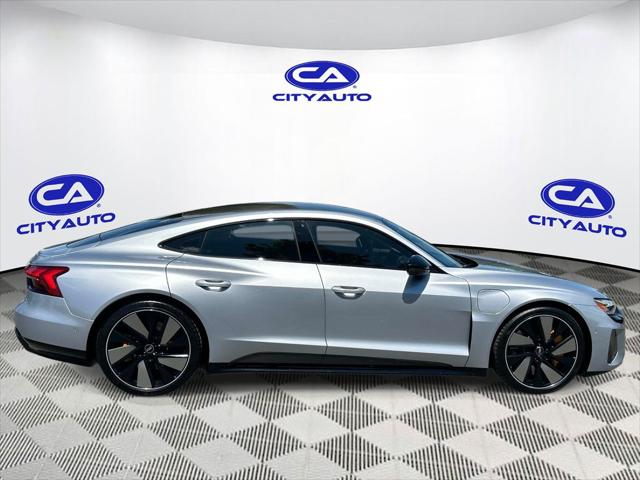 2022 Audi RS e-tron GT quattro