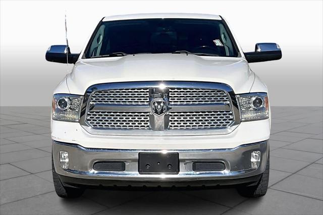 2018 RAM 1500 Laramie Crew Cab 4x4 64 Box 2018 RAM 1500 Laramie Crew Cab 4x4 64 Box