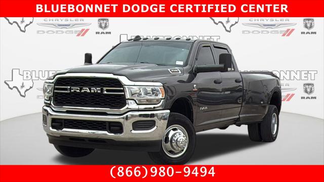 2022 RAM 3500 Tradesman Crew Cab 4x4 8 Box 2022 RAM 3500 Tradesman Crew Cab 4x4 8 Box