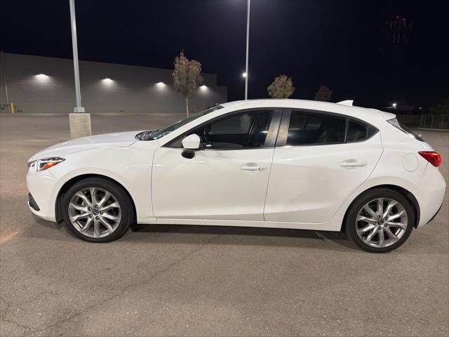2016 Mazda Mazda3 Hatchback s Grand Touring 2016 Mazda Mazda3 Hatchback s Grand Touring