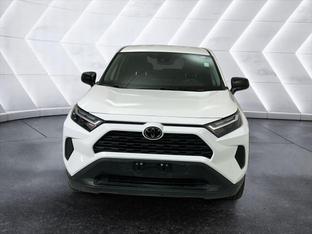 2024 Toyota RAV4 LE 2024 Toyota RAV4 LE