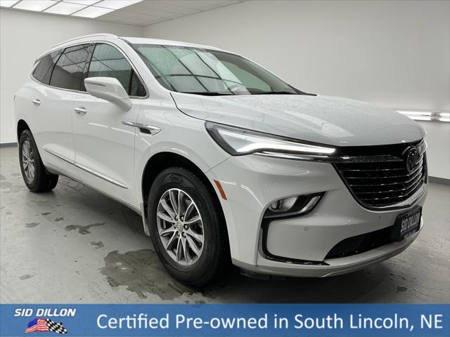 2023 Buick Enclave Essence AWD 2023 Buick Enclave Essence AWD