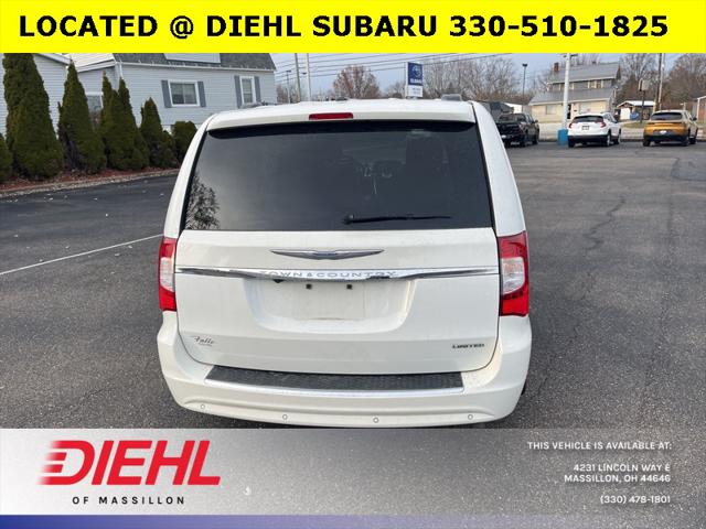 2012 Chrysler Town and Country Limited