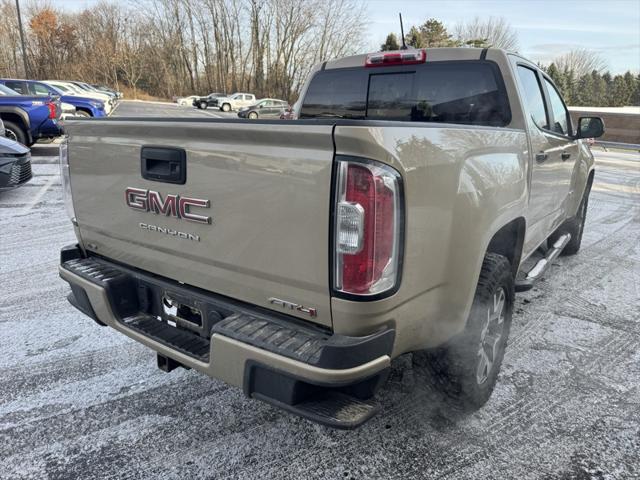 2022 GMC Canyon 4WD Crew Cab Short Box AT4 - Cloth