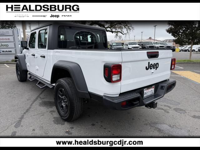 2024 Jeep Gladiator Sport