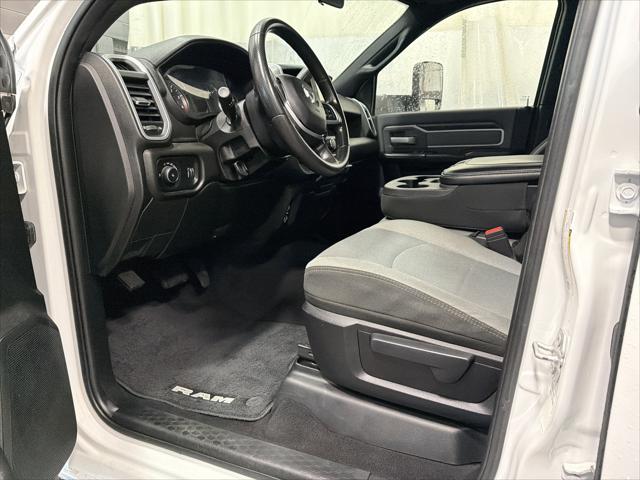 2021 RAM 3500 Big Horn Crew Cab 4x4 8 Box