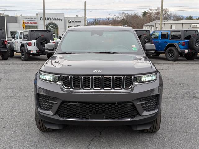 2025 Jeep Grand Cherokee GRAND CHEROKEE LAREDO X 4X4