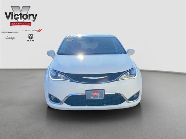 2020 Chrysler Pacifica Hybrid Touring