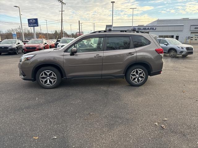2022 Subaru Forester Premium 2022 Subaru Forester Premium