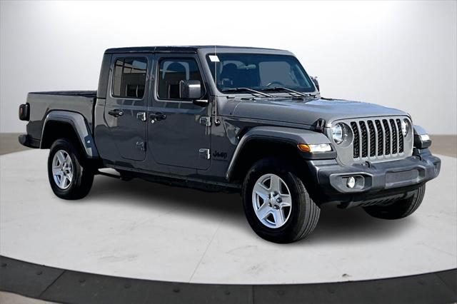 2021 Jeep Gladiator Sport S 4x4