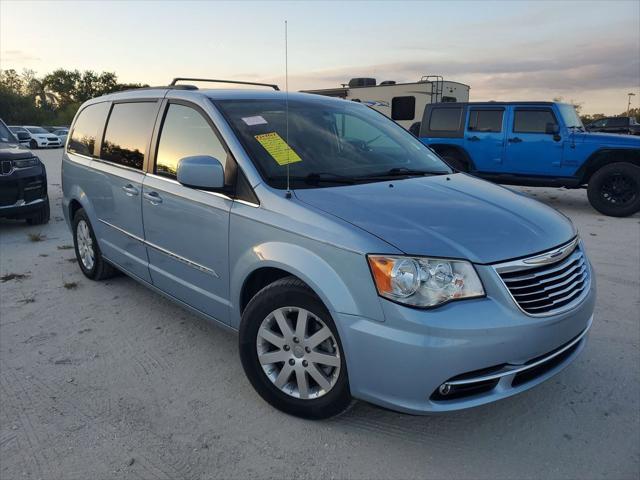 2013 Chrysler Town and Country Touring 2013 Chrysler Town and Country Touring