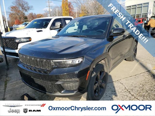 2023 Jeep Grand Cherokee Altitude 4x4 2023 Jeep Grand Cherokee Altitude 4x4