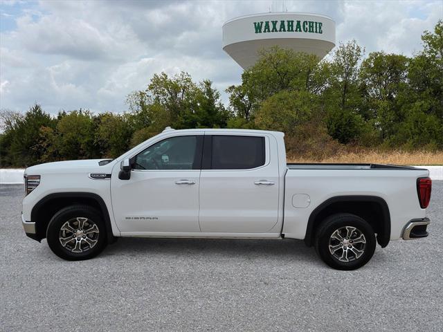 2025 GMC Sierra 1500 2WD Crew Cab Short Box SLT