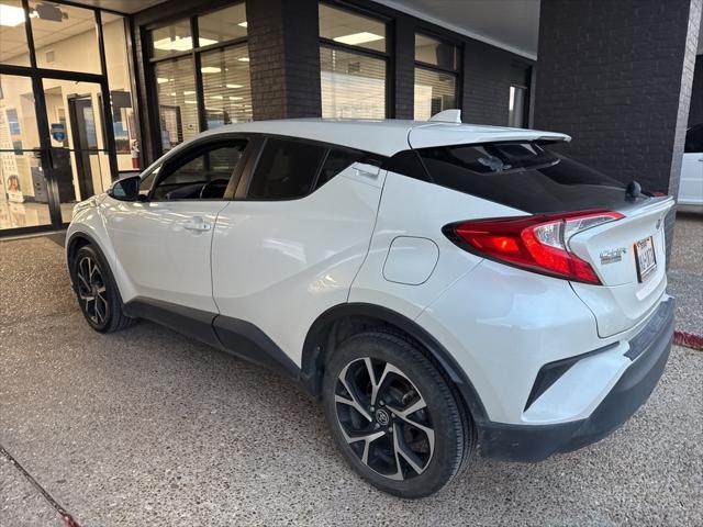 2020 Toyota C-HR XLE 2020 Toyota C-HR XLE