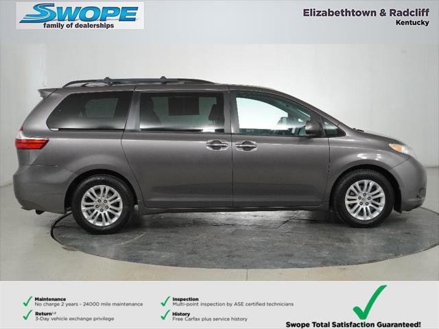2015 Toyota Sienna XLE 8 Passenger