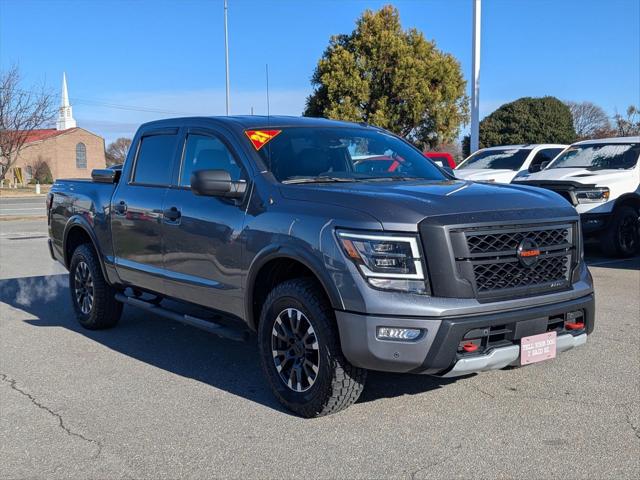 2021 Nissan TITAN Crew Cab PRO-4X 4x4