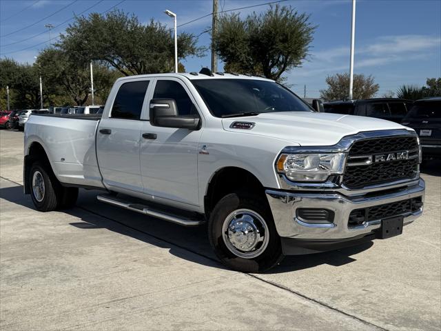 2024 RAM 3500 Tradesman Crew Cab 4x4 8 Box 2024 RAM 3500 Tradesman Crew Cab 4x4 8 Box