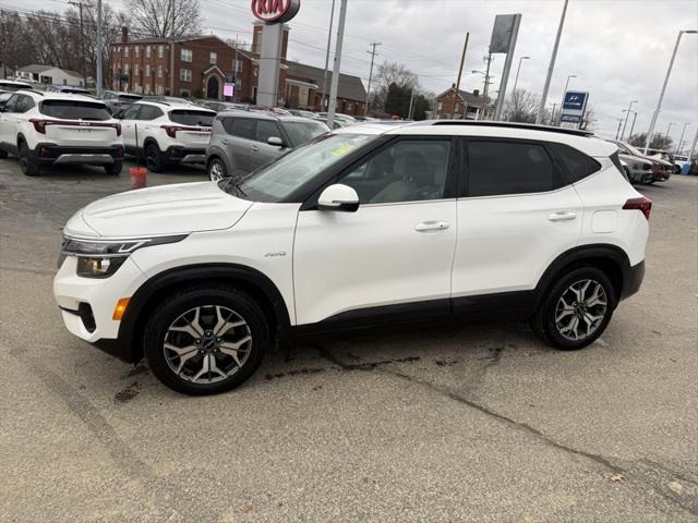 2022 Kia Seltos EX 2022 Kia Seltos EX