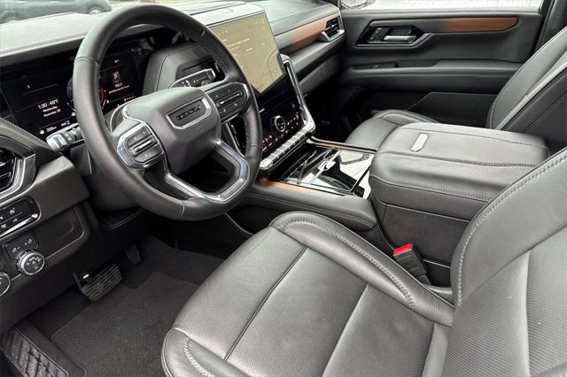 2025 GMC Yukon XL 4WD Denali