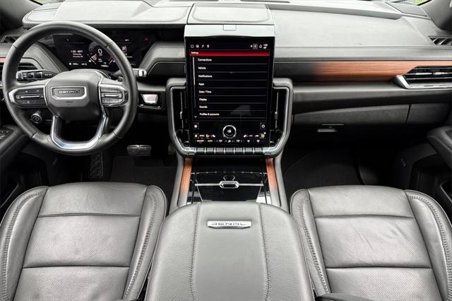 2025 GMC Yukon XL 4WD Denali