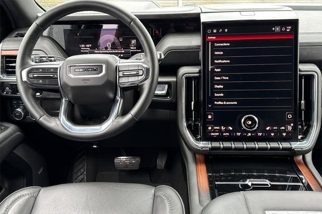 2025 GMC Yukon XL 4WD Denali