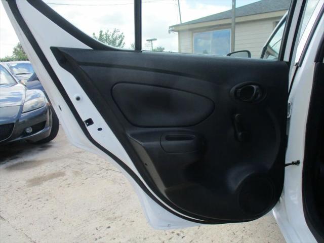 2017 Nissan Versa 1.6 S+