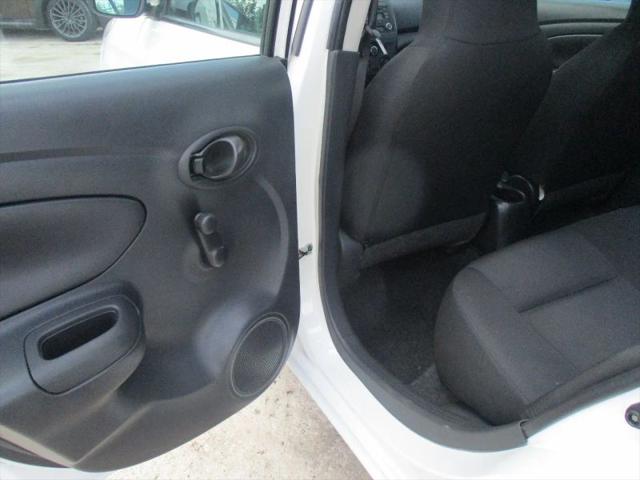 2017 Nissan Versa 1.6 S+