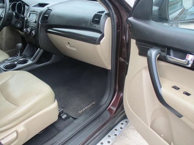 2012 Kia Sorento LX