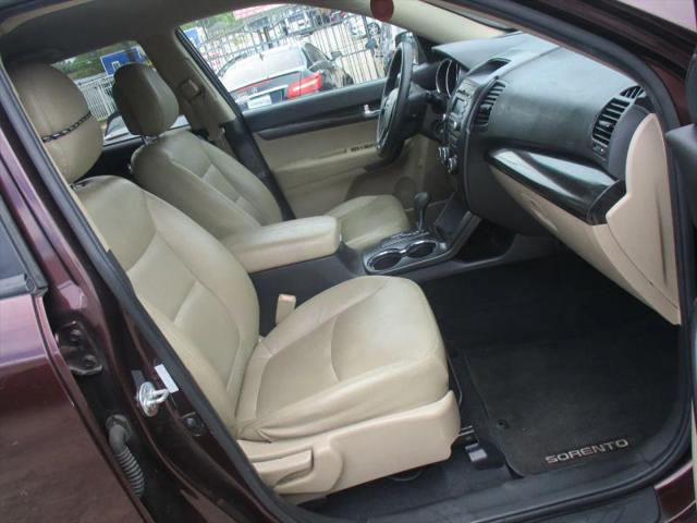 2012 Kia Sorento LX