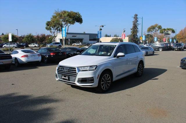 2019 Audi Q7 55 SE Premium