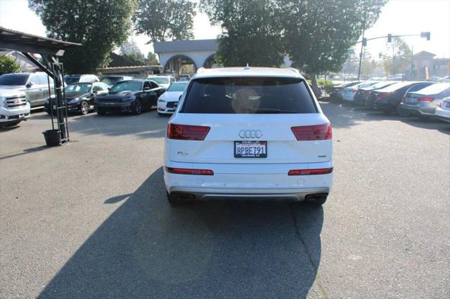 2019 Audi Q7 55 SE Premium