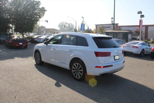 2019 Audi Q7 55 SE Premium
