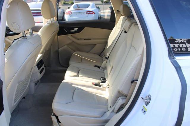 2019 Audi Q7 55 SE Premium