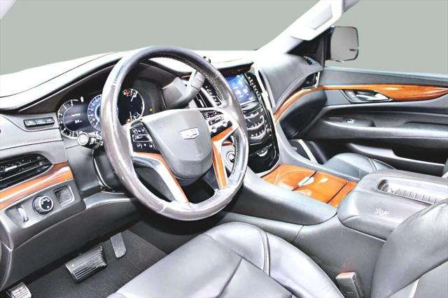 2020 Cadillac Escalade 2WD Luxury