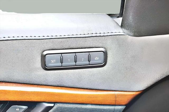 2020 Cadillac Escalade 2WD Luxury