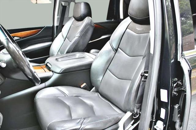 2020 Cadillac Escalade 2WD Luxury