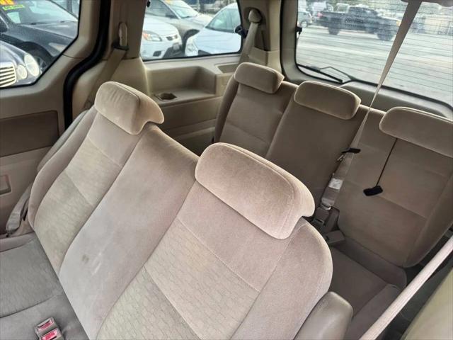 2005 Ford Freestar SE