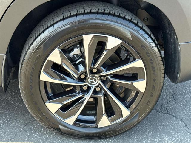 2025 Mazda CX-50 Hybrid Premium Plus Package