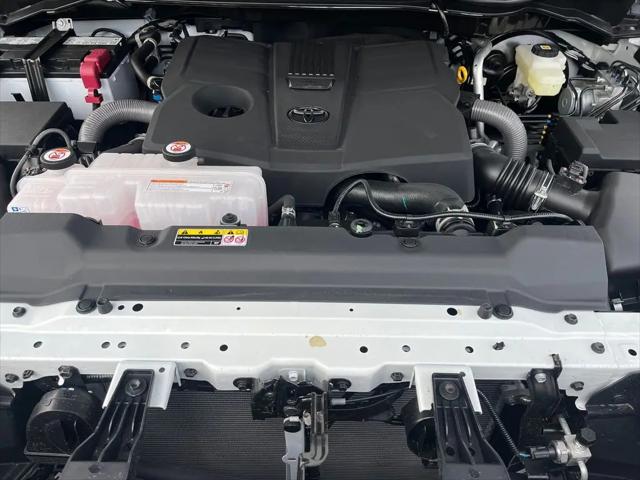 2026 Toyota Tundra SR5 CrewMax 5.5' Bed