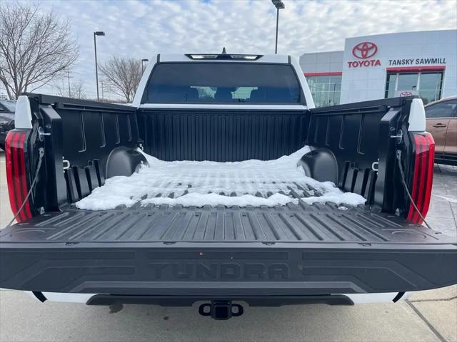 2026 Toyota Tundra SR5 CrewMax 5.5' Bed