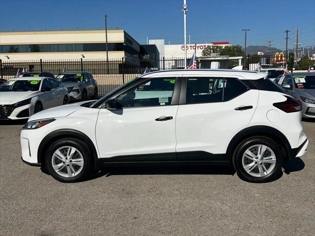 2025 Nissan Kicks S