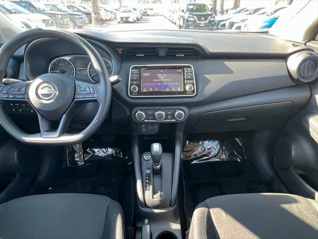 2025 Nissan Kicks S