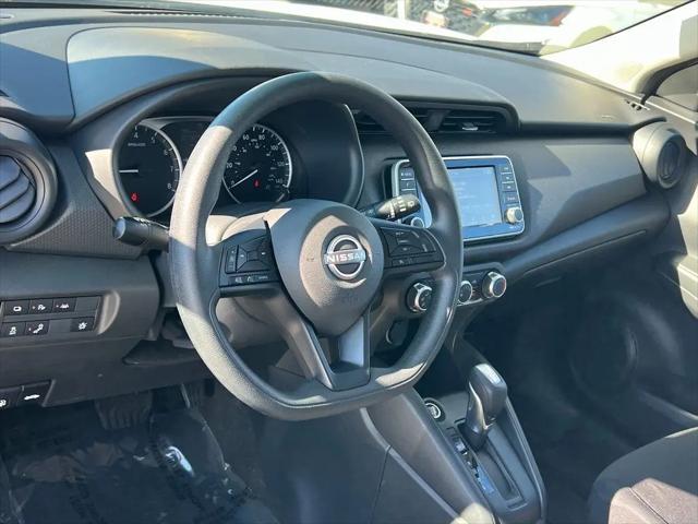 2025 Nissan Kicks S