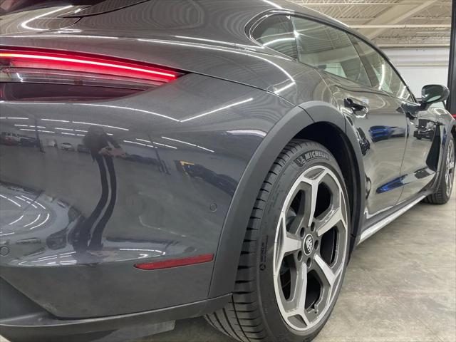 2023 Porsche Taycan Cross Turismo 4S