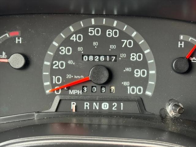 2001 Ford E-150 Commercial