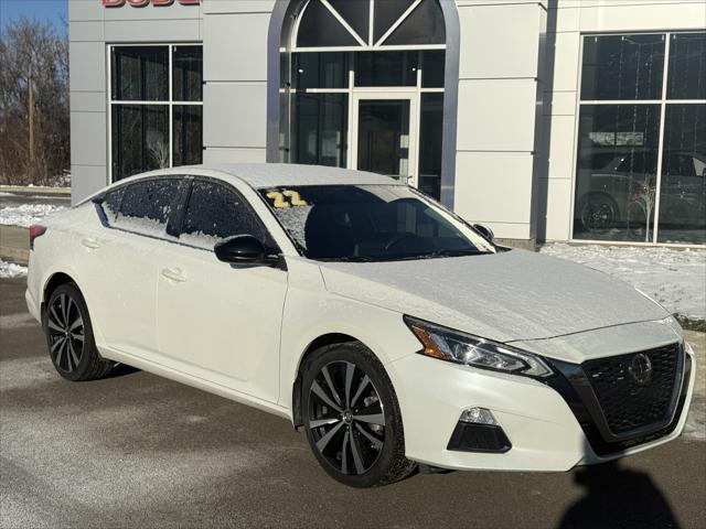2022 Nissan Altima SR Intelligent AWD