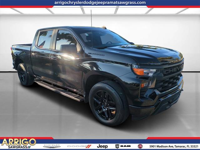 2023 Chevrolet Silverado 1500 4WD Crew Cab Short Bed Custom 2023 Chevrolet Silverado 1500 4WD Crew Cab Short Bed Custom
