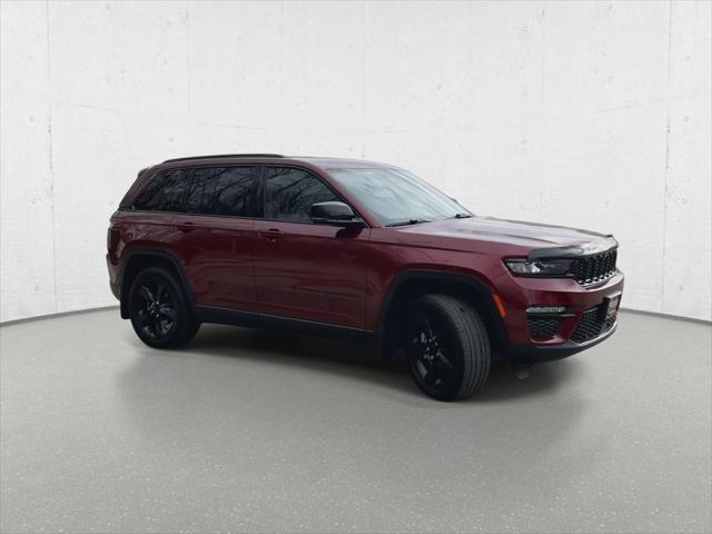 2023 Jeep Grand Cherokee Limited 4x4 2023 Jeep Grand Cherokee Limited 4x4