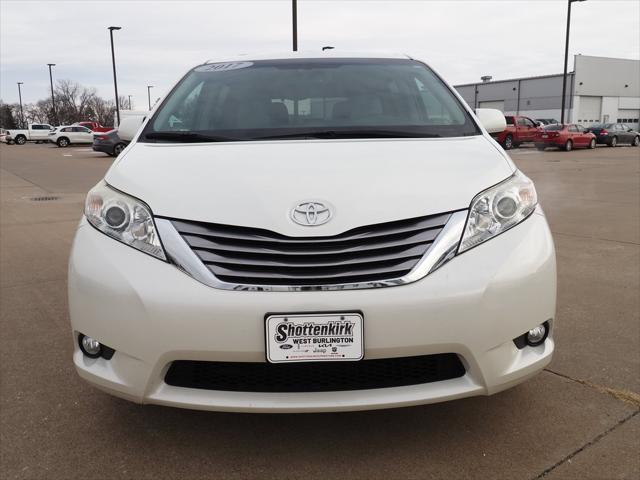 2017 Toyota Sienna XLE Premium 7 Passenger